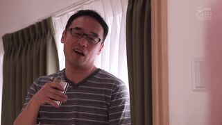 SAME-184 [中文字幕] 我从未想过父亲会强奸我的妹妹我知道我最终会对她产生欲望这就是我逃离她的原因 #宍戸里帆
