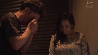 SAME-204 继父因为母亲怀孕无法做爱，所以从那天开始侵犯我，甚至让我怀孕。野宫杏