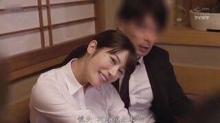 IPX-398 新模型无码破解 和黑丝女人妻OL出差同住一屋强上了喝醉的她干了一整晚 枫可怜