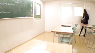SSNI-520 新模型无码破解 绝对领域学生妹白嫩嫩大腿的诱惑 桥本有菜