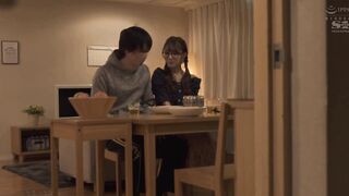 SSNI-516 新模型无码破解 趁女朋友去旅游不在家的期间 和女朋友的闺蜜从早到晚一心一意的做爱 三上悠亚