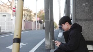 ROE-506 [中文字幕] 单身妈妈被哥干，儿子偷窥欲火烧，加入其中共淫乐，爽到妈妈淫水飙 一色桃子
