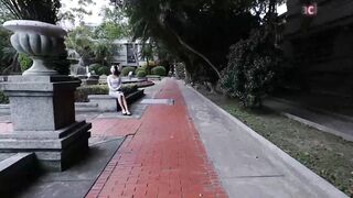 粉丝我男友不在，提议要跟我一起拍片...