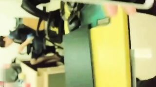 佛山真实事件微信发消息给母狗销售，让她在办公室里掀起裙子给我看！她不肯还说有监控，只好退而求其次带去厕所内射她，叫声太大差点被来卫生间的同事发现，太TM刺激了！