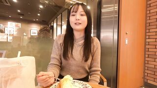 FC2-PPV-4207681 有着整齐黑发以创业为目标的偶像级造型