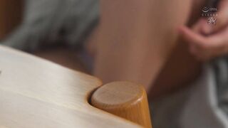 DSOD-015 [中文字幕] 让讨厌男人的纤细美乳继女喝下媚药一週。子宫开始发痒、失去理性的女孩  纟井瑠花