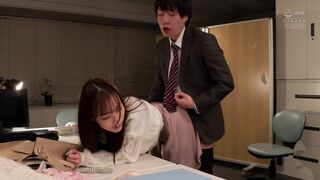 ADN-585 [中文字幕] 我想要别人的东西 即将结婚的我与女友们沉溺在性爱的数日间故事 结月りあ