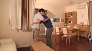 MDB-823 [中文字幕] 一位身材丰满的女仆提供感官刺激肉欲横流的服务后宫生活尽享被柔软肉体包裹的快感！ -推川悠里