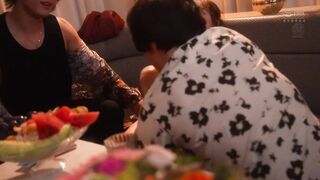 JUR-638 [中文字幕] 一位在高档俱乐部工作的已婚女子浑身沾满富有的顾客的汗水和体液，并在俱乐部打烊后提供无保护性服务 - 白石茉莉奈