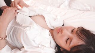 IPZZ-809 [中文字幕]差遭遇暴雨，与高不可攀的女社长同住一室...面对她成熟性感的诱人胴体，从夜晚缠绵至清晨吮吸舔舐交合不休 三澄寧々