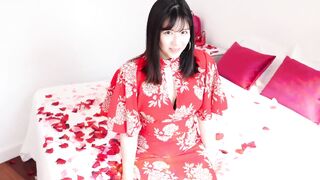 P站百万粉丝露脸日本网黄「obokozu」爱日本妻子等于完美的情人节性爱！火辣的浪漫和中出！