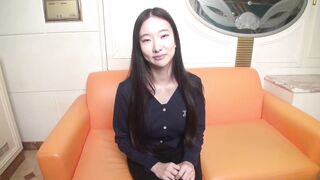 温婉迷人美乳美穴「紺野咲」清纯妹子的身体构造豪华身材回归中出身体测量
