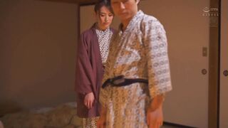 JUQ-515 [中文字幕] 広瀬ゆり - 前電視台主播電擊移籍第1彈女主播NTR 溫泉外景和導演中出而沉淪之中的人妻