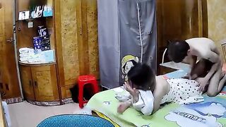 极品美人妻把单男带回家偷情，被老公的摄像头拍到