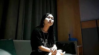 【租豪车钓拜金女】，新晋泡良大神，漂亮小姐姐豪车上好开心，酒店开房激情啪啪，小骚货花样多啥都懂